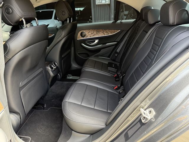 M-BENZ賓士 E250  第10張相片