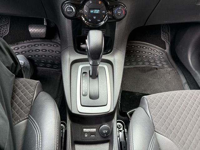 FORD福特 FIESTA  第16張相片