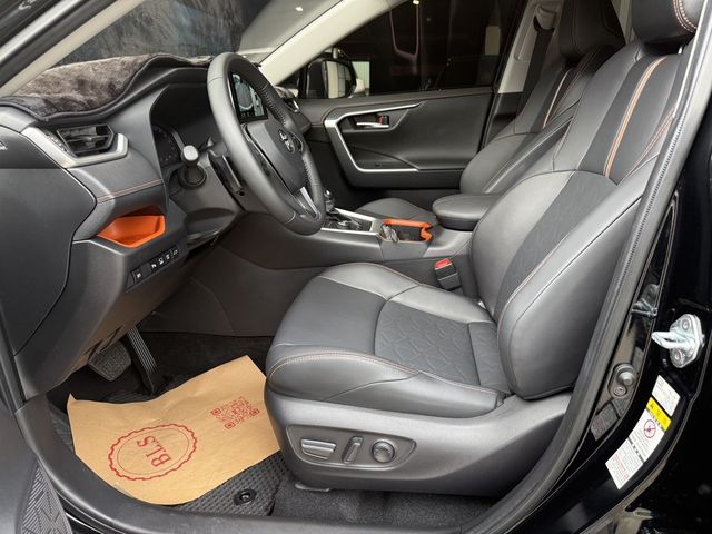 TOYOTA豐田 RAV4  第10張相片