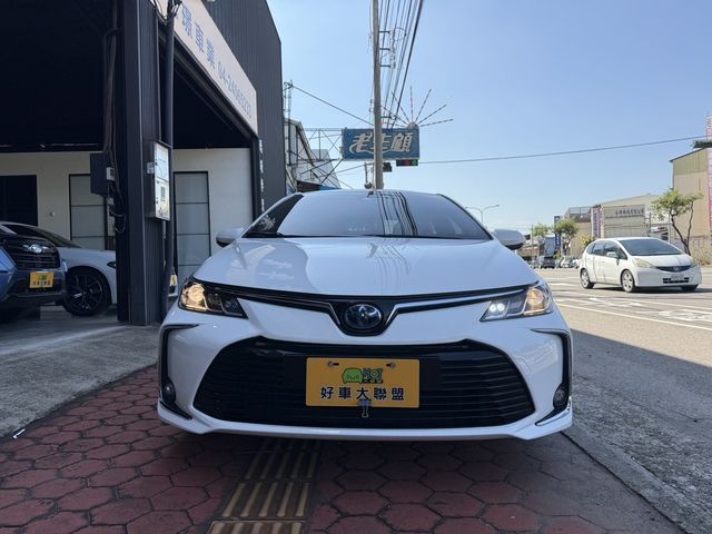 TOYOTA豐田 COROLLA ALTIS HYBRID  第3張相片