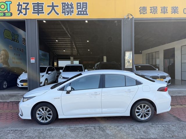 TOYOTA豐田 COROLLA ALTIS HYBRID  第13張相片