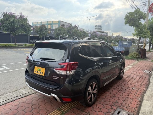 SUBARU速霸陸 FORESTER  第2張相片