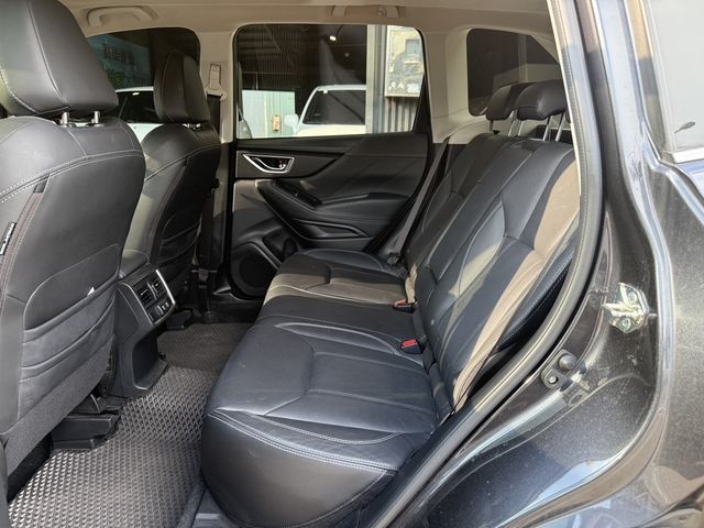 SUBARU速霸陸 FORESTER  第10張相片