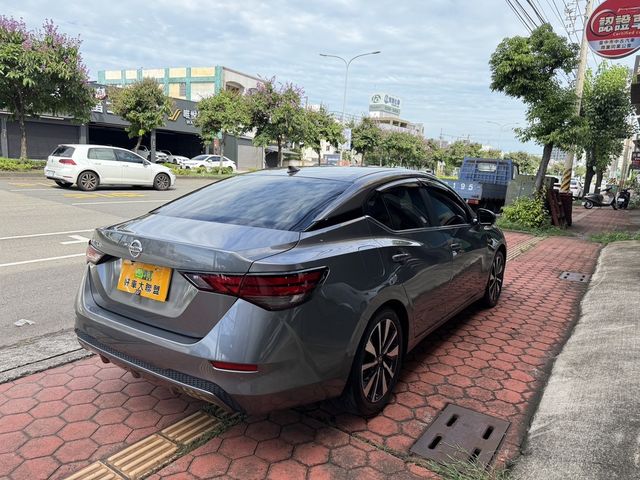 NISSAN日產 SENTRA  第3張相片