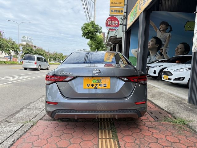 NISSAN日產 SENTRA  第4張相片
