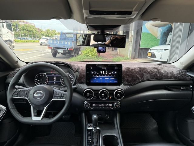 NISSAN日產 SENTRA  第5張相片