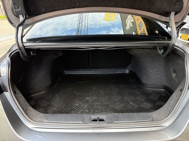 NISSAN日產 SENTRA  第9張相片