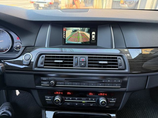 BMW寶馬 520I  第16張相片