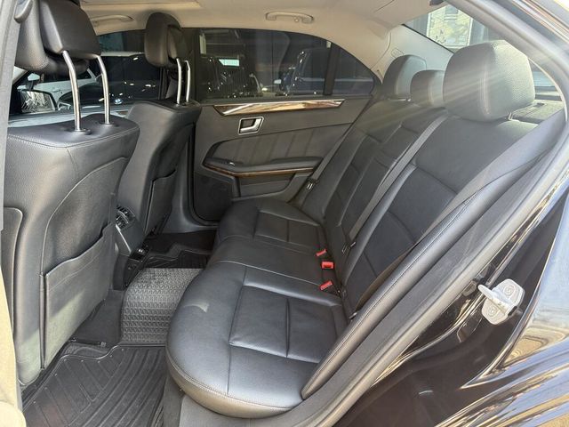 M-BENZ賓士 E200  第8張相片