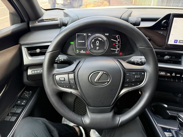 LEXUS凌志 UX250H  第13張相片