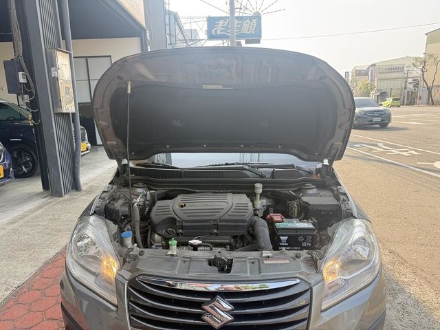 SUZUKI鈴木 SX4  第6張相片