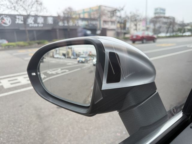 VOLKSWAGEN福斯 ARTEON  第18張相片