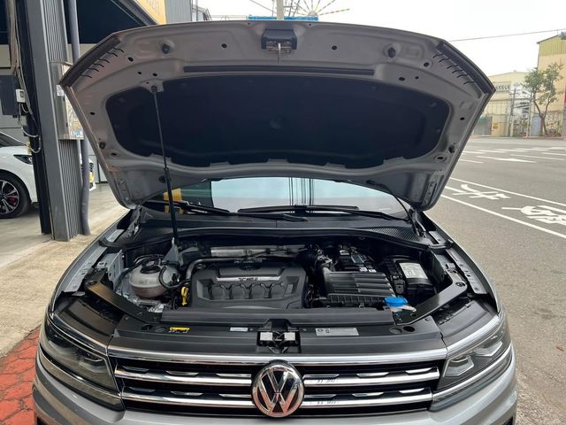 VOLKSWAGEN福斯 TIGUAN  第6張相片