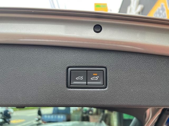 VOLKSWAGEN福斯 TIGUAN  第10張相片