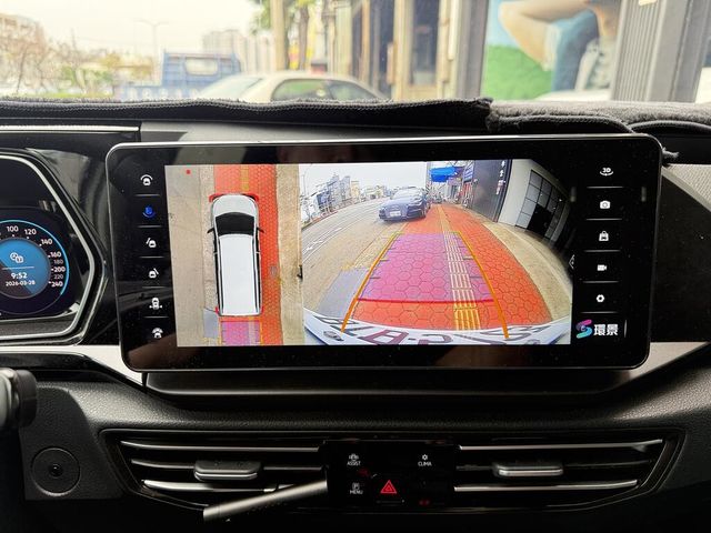 VOLKSWAGEN福斯 CADDY  第16張相片