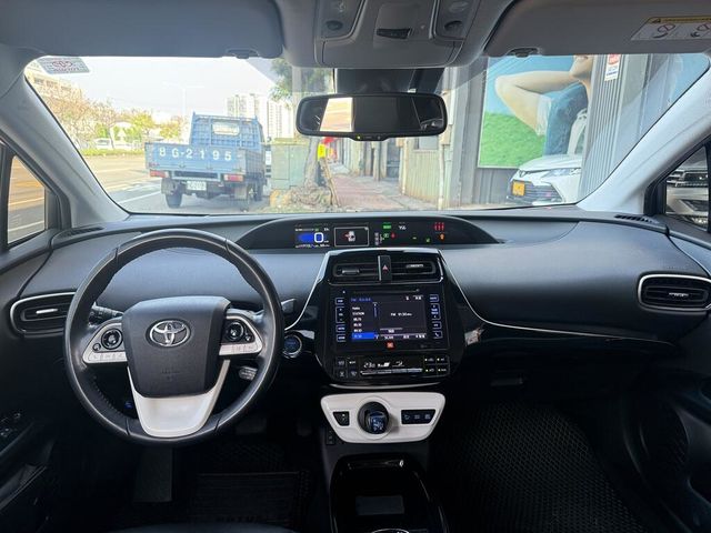TOYOTA豐田 PRIUS  第5張相片