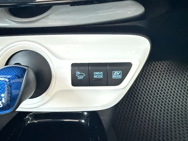 TOYOTA豐田 PRIUS  第14張相片