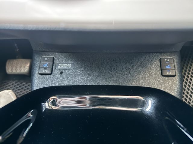 TOYOTA豐田 PRIUS  第15張相片