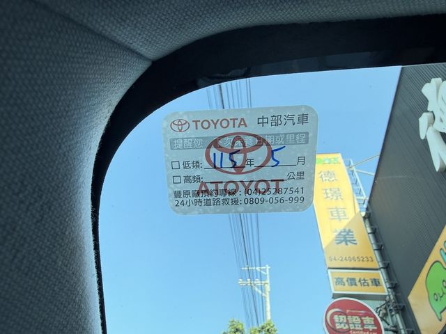 TOYOTA豐田 PRIUS  第16張相片