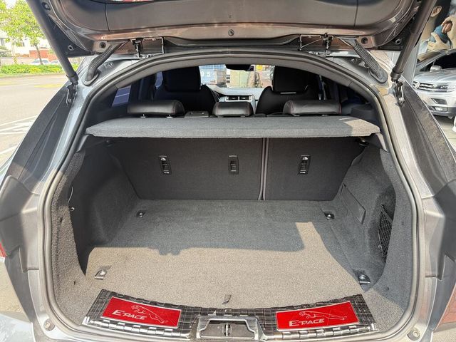 JAGUAR捷豹 E-PACE  第8張相片