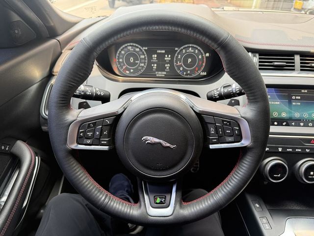 JAGUAR捷豹 E-PACE  第13張相片