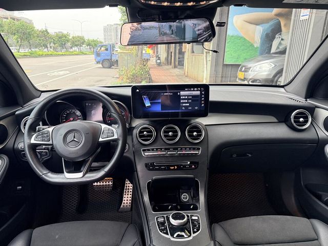 M-BENZ賓士 GLC250  第5張相片