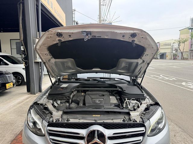 M-BENZ賓士 GLC250  第6張相片