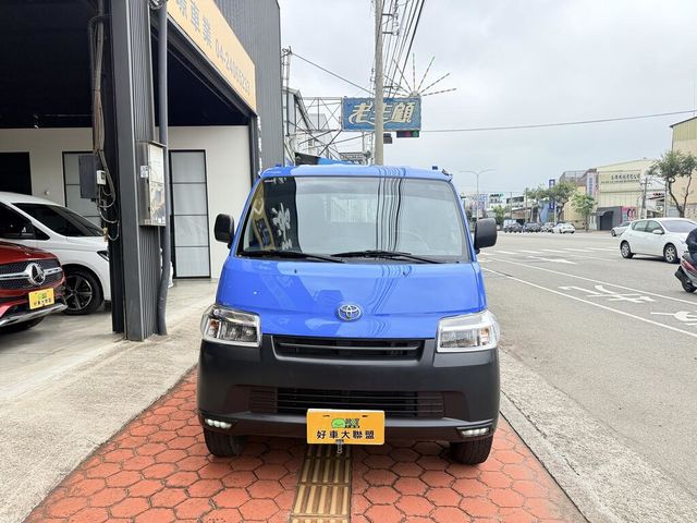 TOYOTA豐田 TOWN ACE  第3張相片