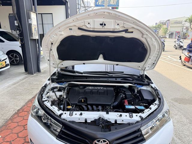 TOYOTA豐田 ALTIS  第6張相片