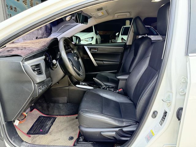 TOYOTA豐田 ALTIS  第12張相片