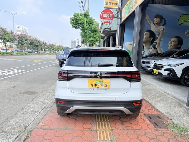 VOLKSWAGEN福斯 T-CROSS  第4張相片
