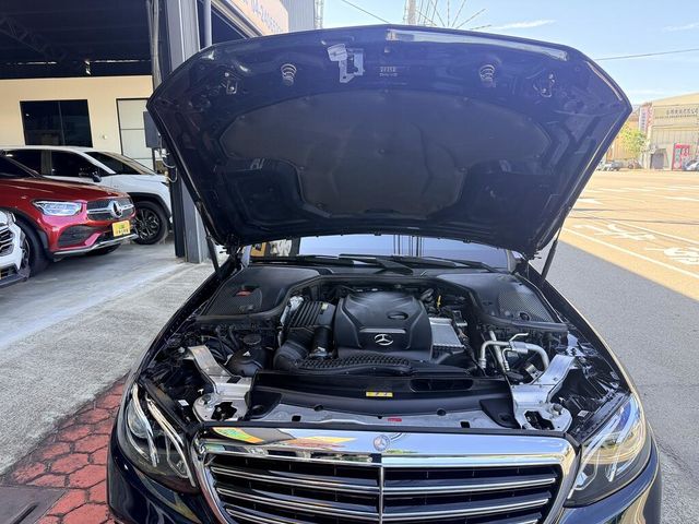 M-BENZ賓士 E250  第6張相片