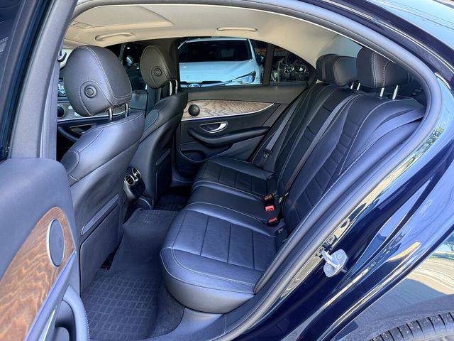 M-BENZ賓士 E250  第9張相片
