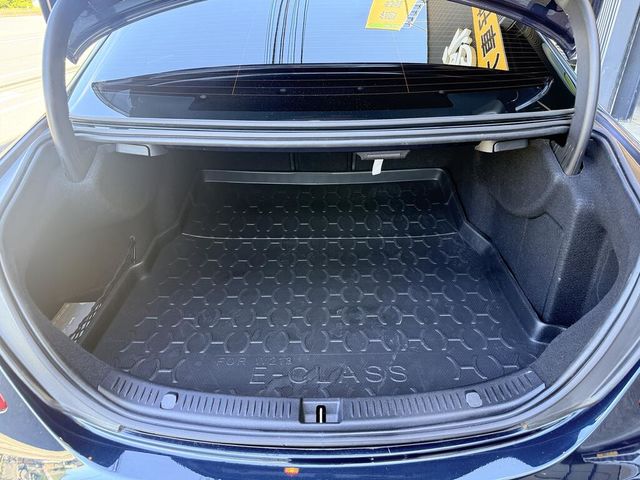 M-BENZ賓士 E250  第12張相片