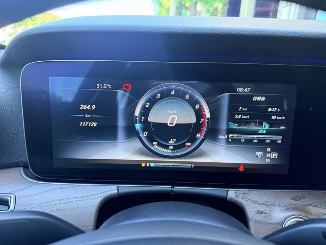 M-BENZ賓士 E250  第13張相片