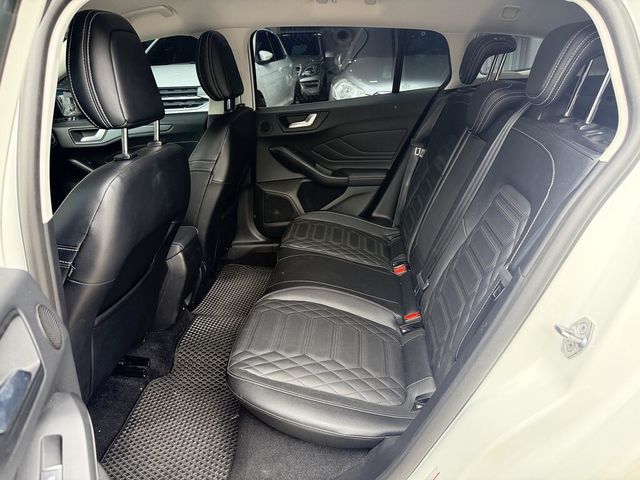 FORD福特 FOCUS WAGON  第15張相片