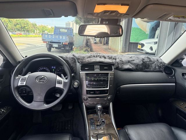 LEXUS凌志 IS250  第5張相片