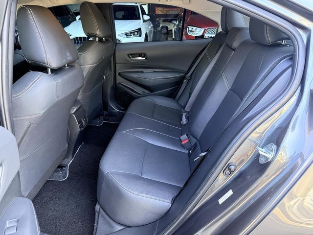 TOYOTA豐田 ALTIS  第7張相片