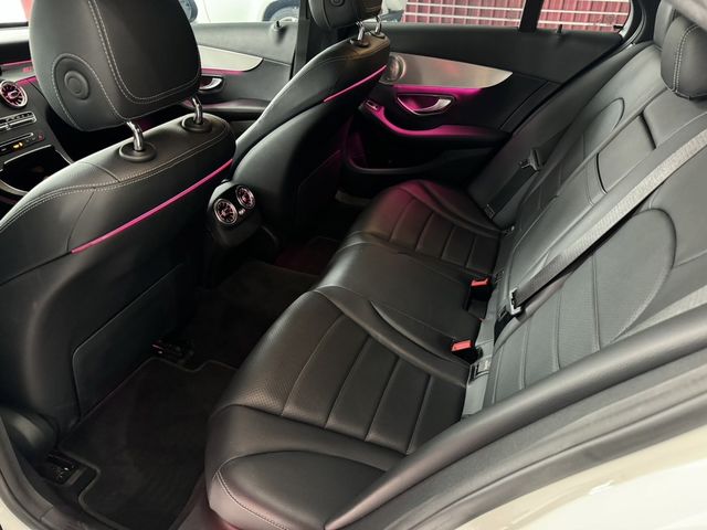 M-BENZ賓士 C300  第5張相片