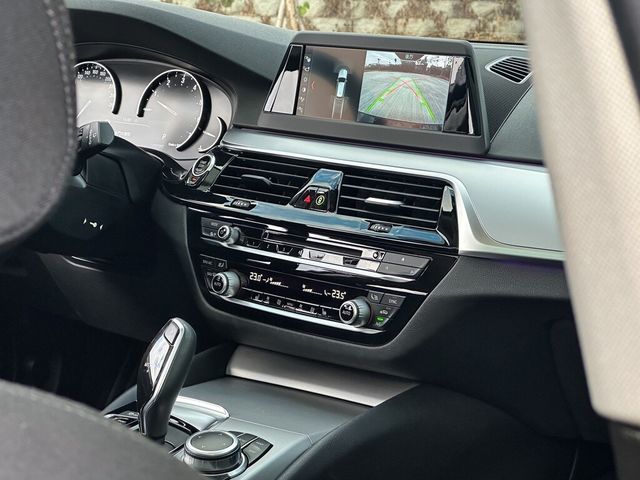 BMW寶馬 530I  第7張相片