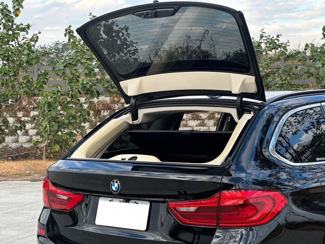 BMW寶馬 530I  第12張相片