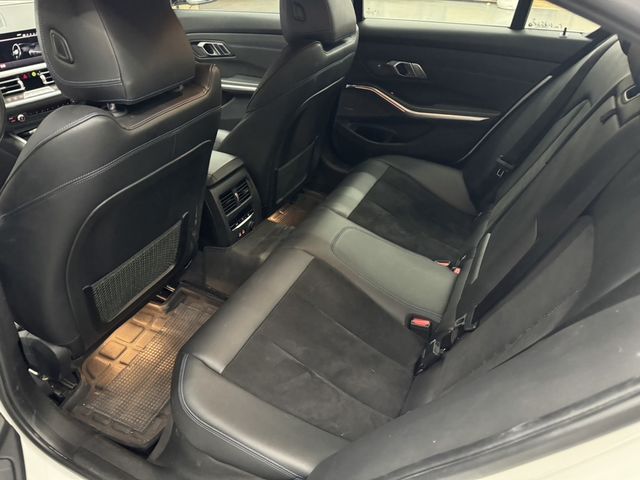 BMW寶馬 320I  第7張相片