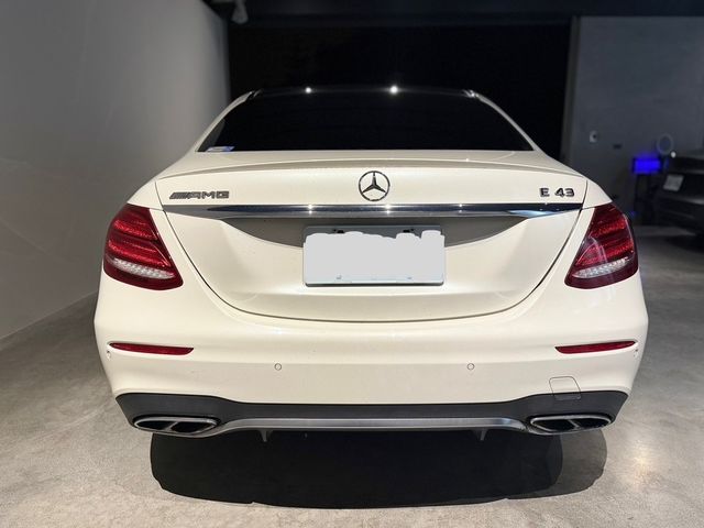 M-BENZ賓士 E43 AMG  第3張相片