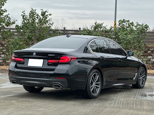 BMW寶馬 520I  第2張相片