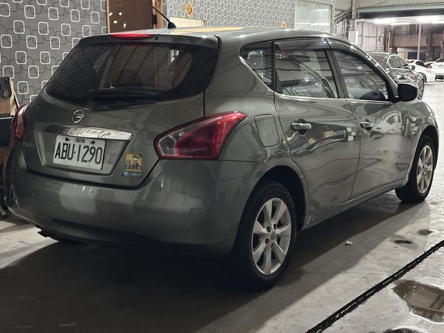 NISSAN日產 TIIDA  第2張相片