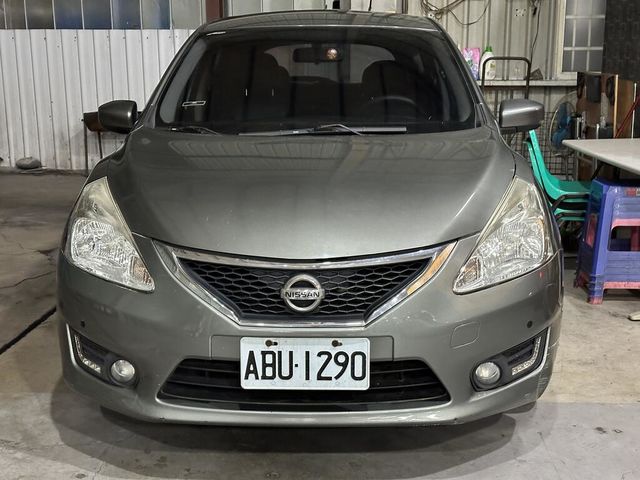 NISSAN日產 TIIDA  第3張相片