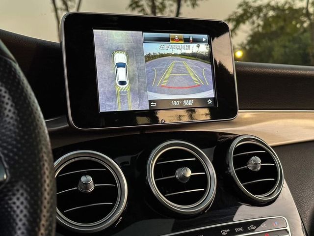 M-BENZ賓士 GLC250  第7張相片