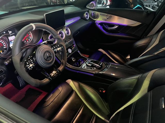 M-BENZ賓士 C63 S AMG  第4張相片