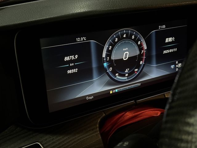 M-BENZ賓士 E300  第7張相片