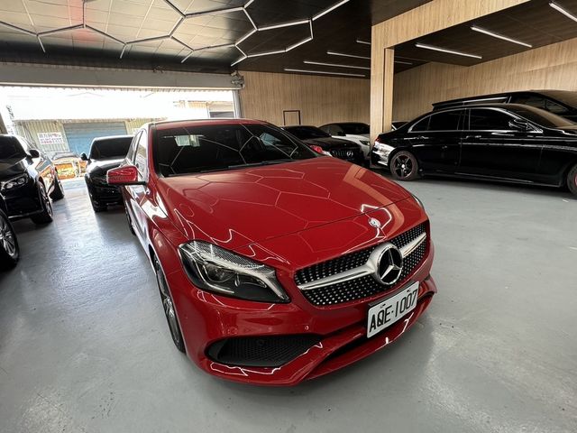 M-BENZ賓士 A180  第3張相片